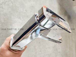 Hinh anh thuc te Voi lavabo VIGLACERA VG112 nong lanh 7
