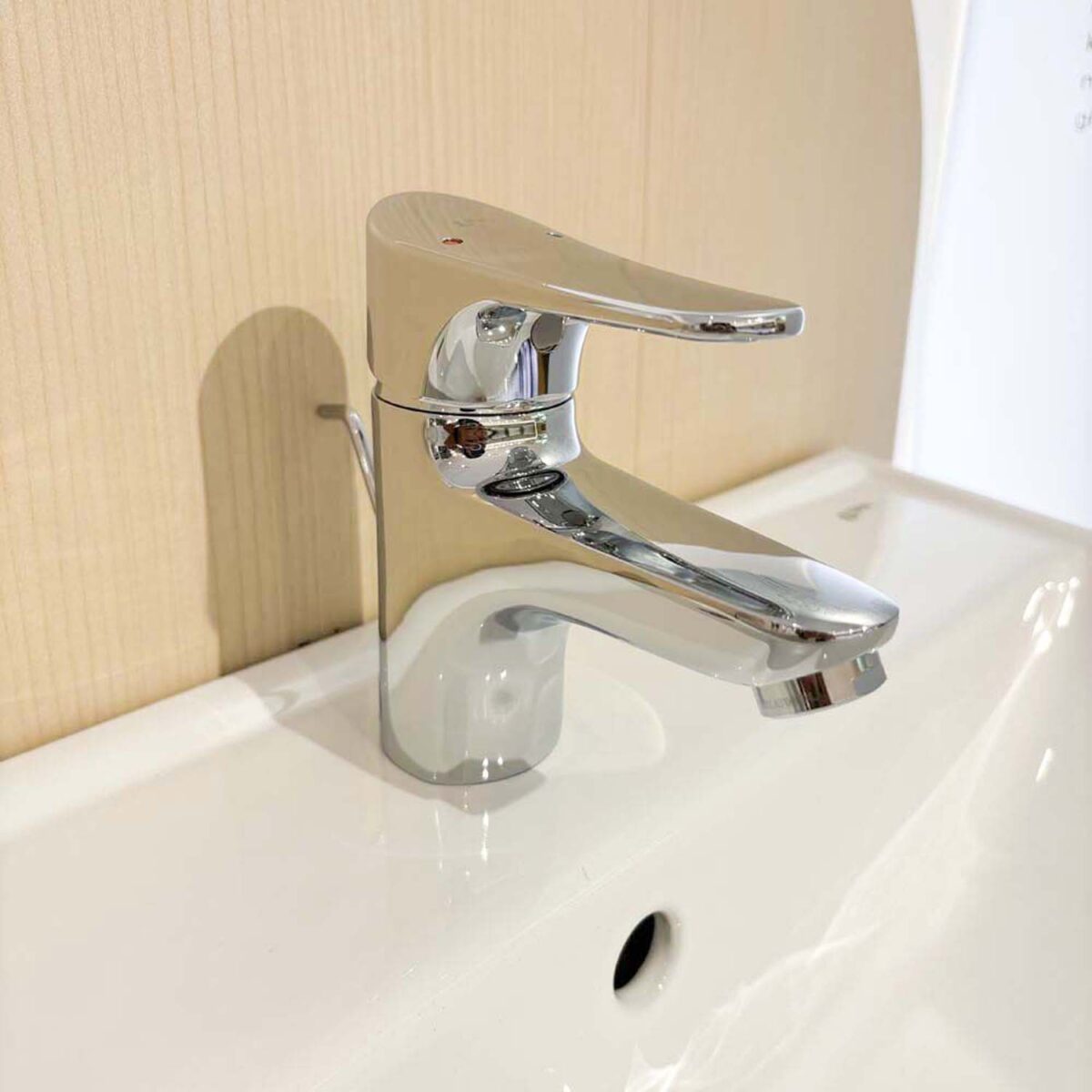 Vòi lavabo INAX LFV-1002S nóng lạnh - Ảnh 4