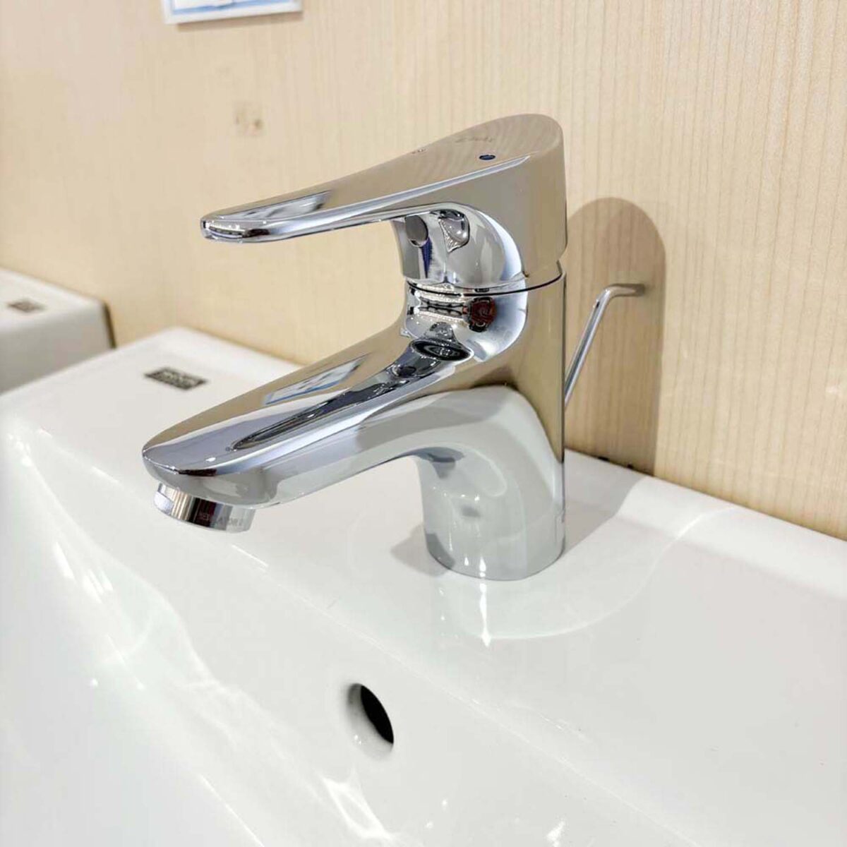 Vòi lavabo INAX LFV-1002S nóng lạnh - Ảnh 5
