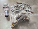hình ảnh thực tế Vòi lavabo VIGLACERA VG326 kèm sen tắm nóng lạnh