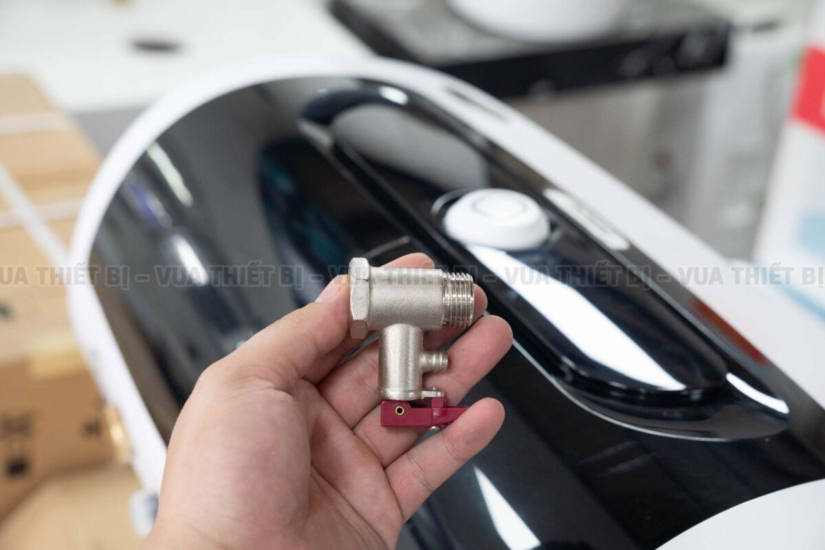 Bình nóng lạnh ROSSI ARTE8 20L lít ngang RA8 20SL gián tiếp 2500w - Ảnh 8