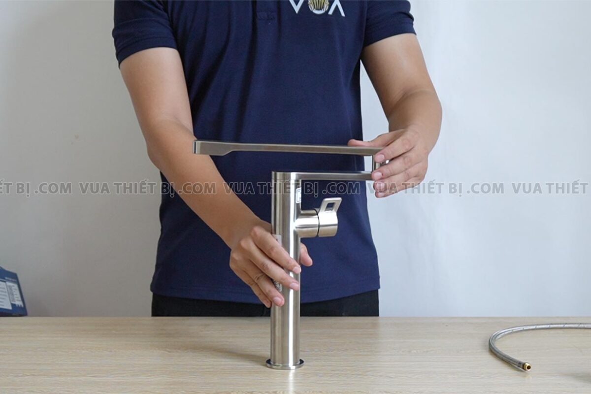 Vòi rửa bát MALLOCA K060-S nóng lạnh - Ảnh 3