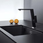 Vòi rửa bát MALLOCA K131BL nóng lạnh - Ảnh 4