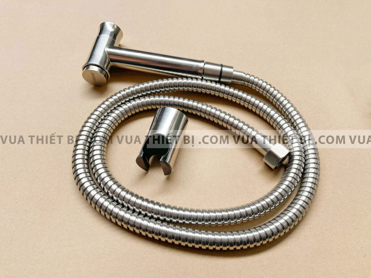 Hình ảnh thực tế Vòi xịt vệ sinh CAESAR BS310CW
