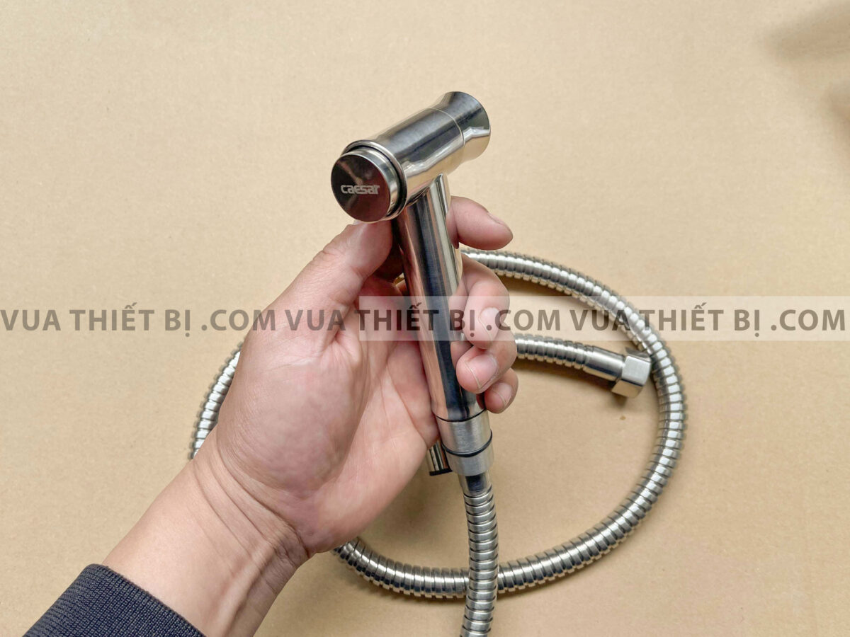 Hình ảnh thực tế Vòi xịt vệ sinh CAESAR BS310CW