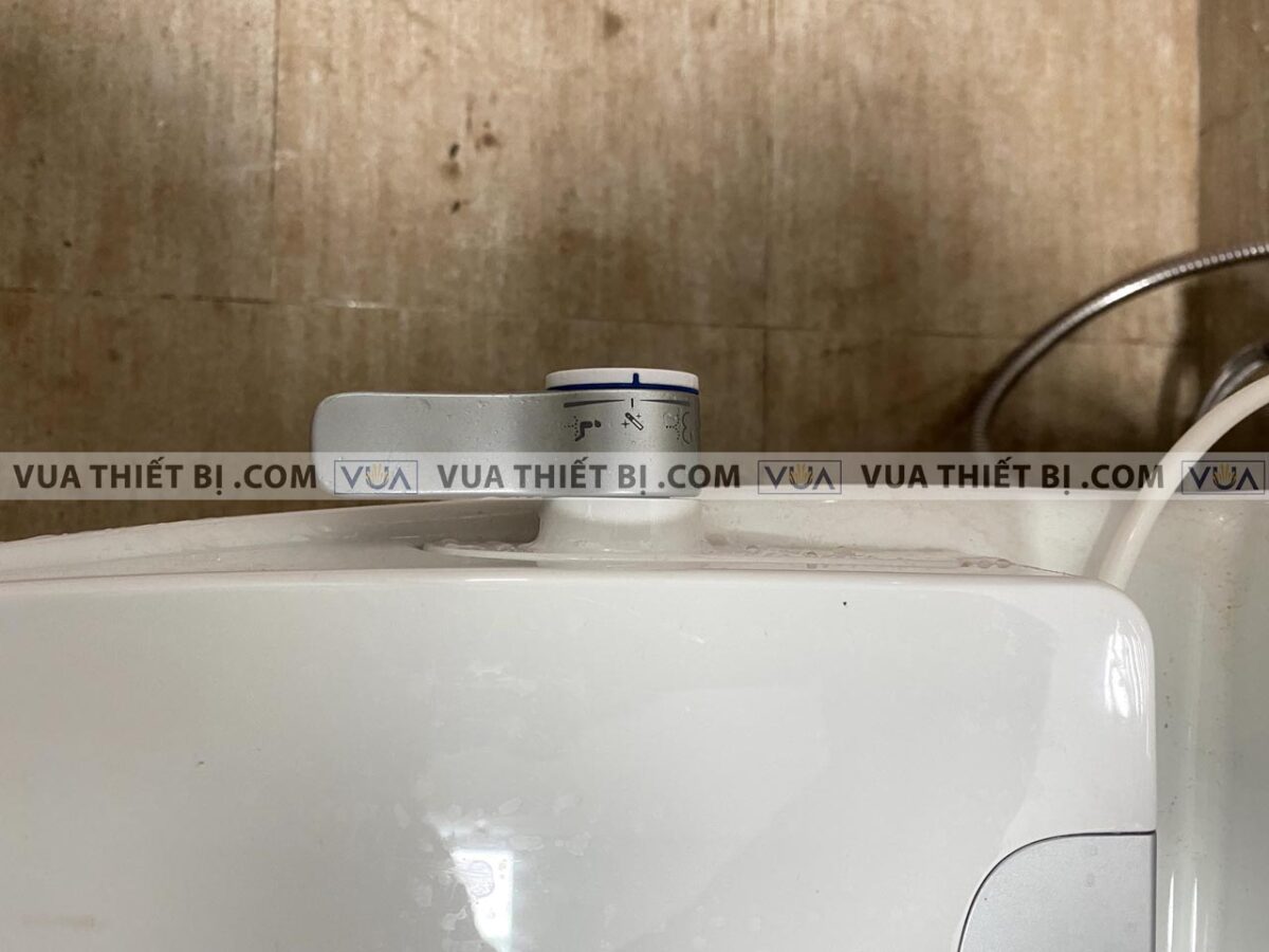anh thuc te bon cau 1 khoi inax ac 1008r cw s32vn aqua ceramic nap rua co 4