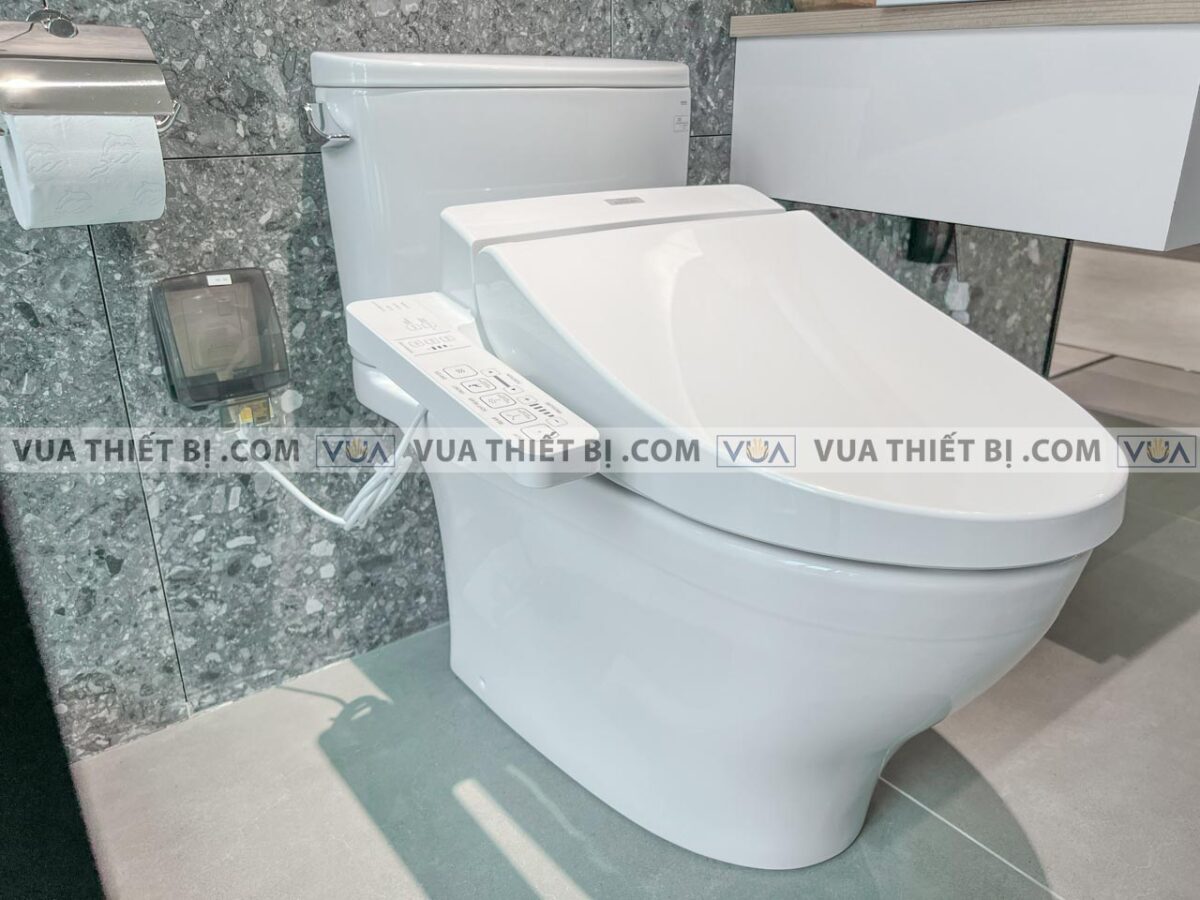 anh thuc te bon cau 2 khoi toto cs767rw7 nap rua dien tu tcf6631a 6