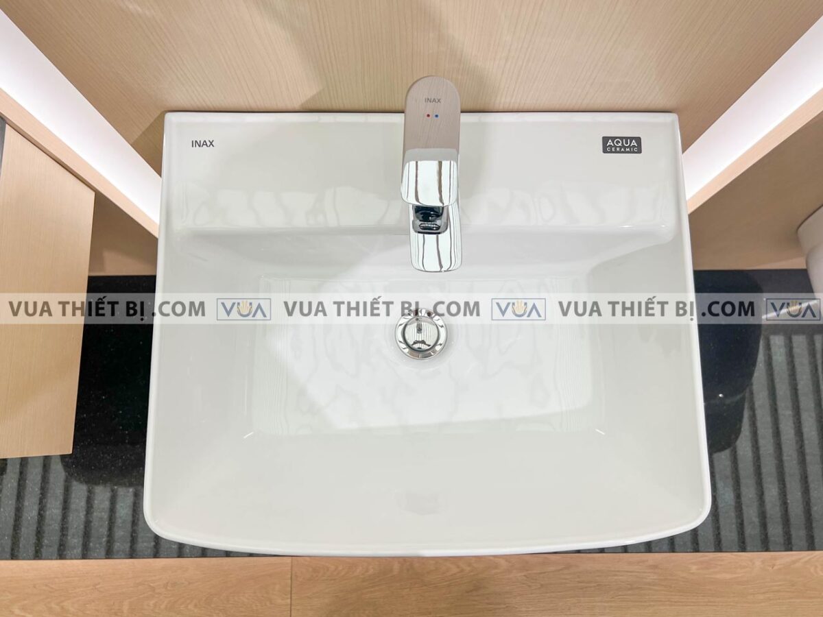 anh thuc te chau rua mat lavabo inax l 312v ec fc kem l 298vc chan lung treo tuong