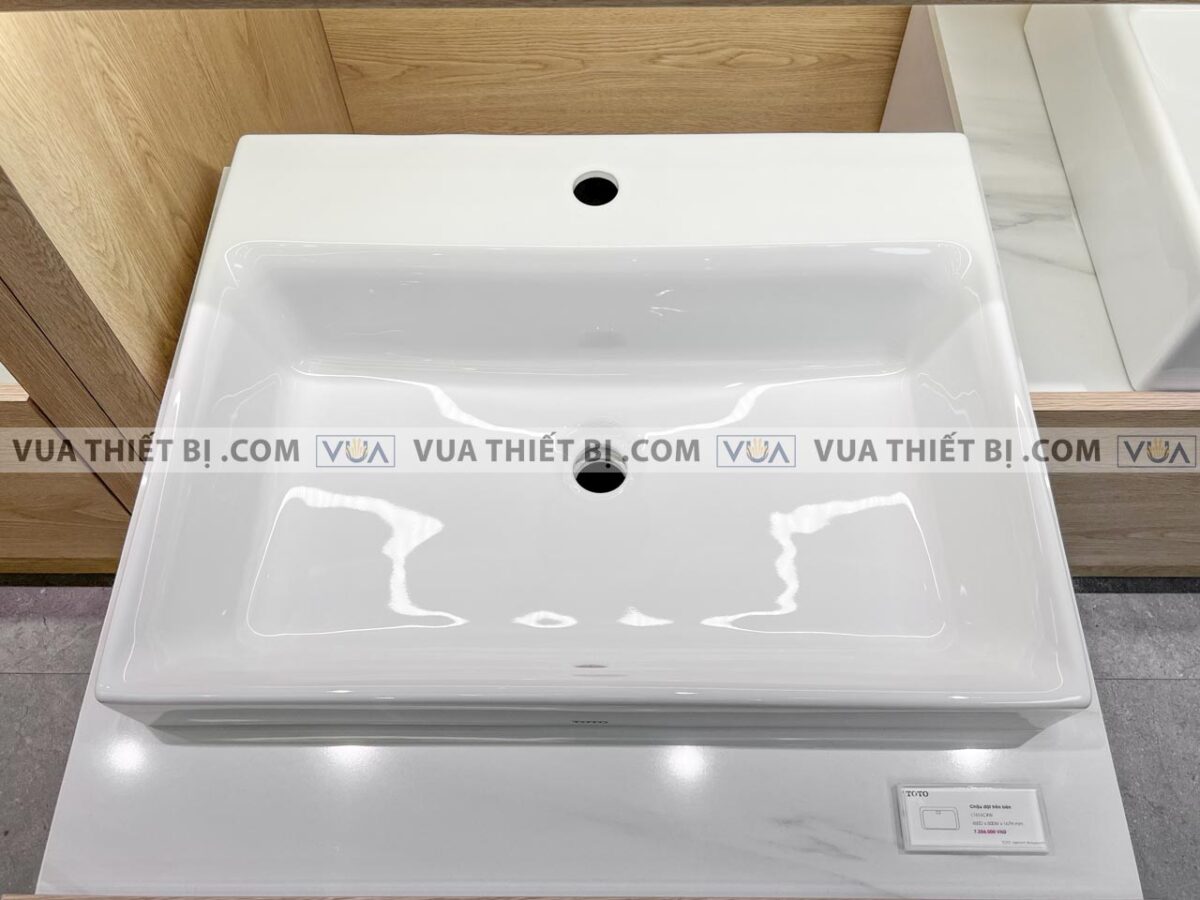 anh thuc te chau rua mat lavabo toto l1616cw dat ban 1