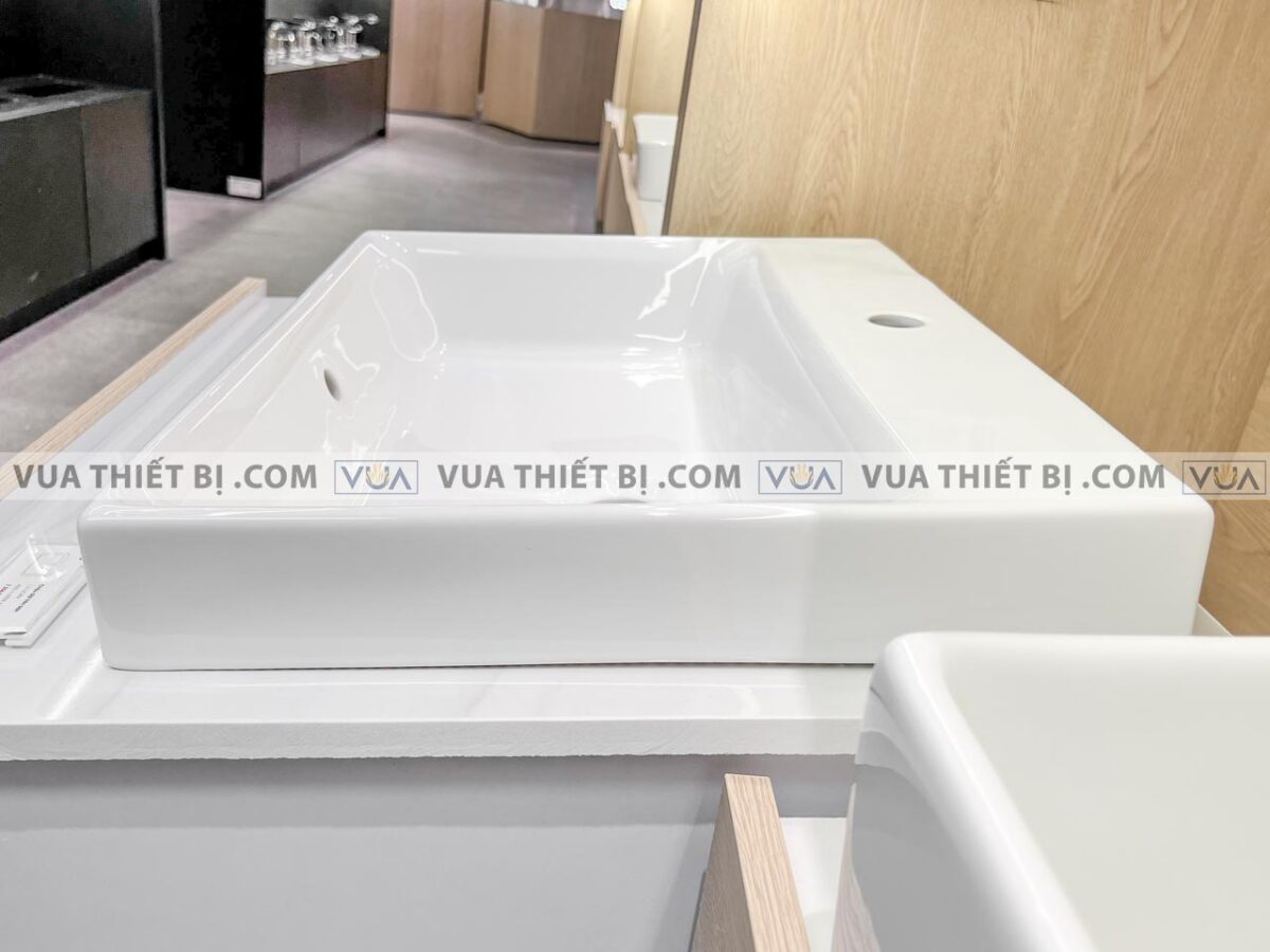 anh thuc te chau rua mat lavabo toto l1616cw dat ban 4