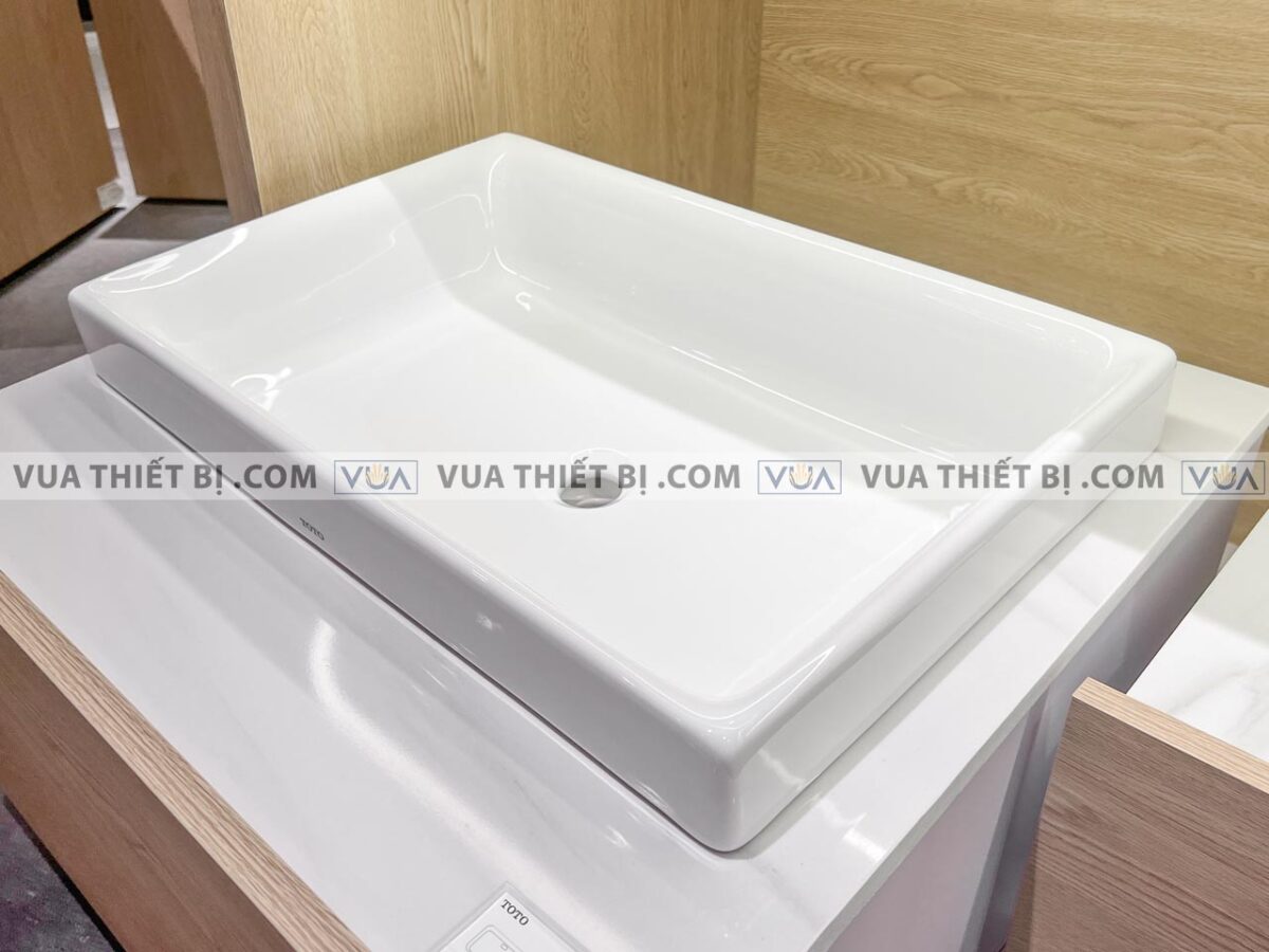 anh thuc te chau rua mat lavabo toto l1716w dat ban 3