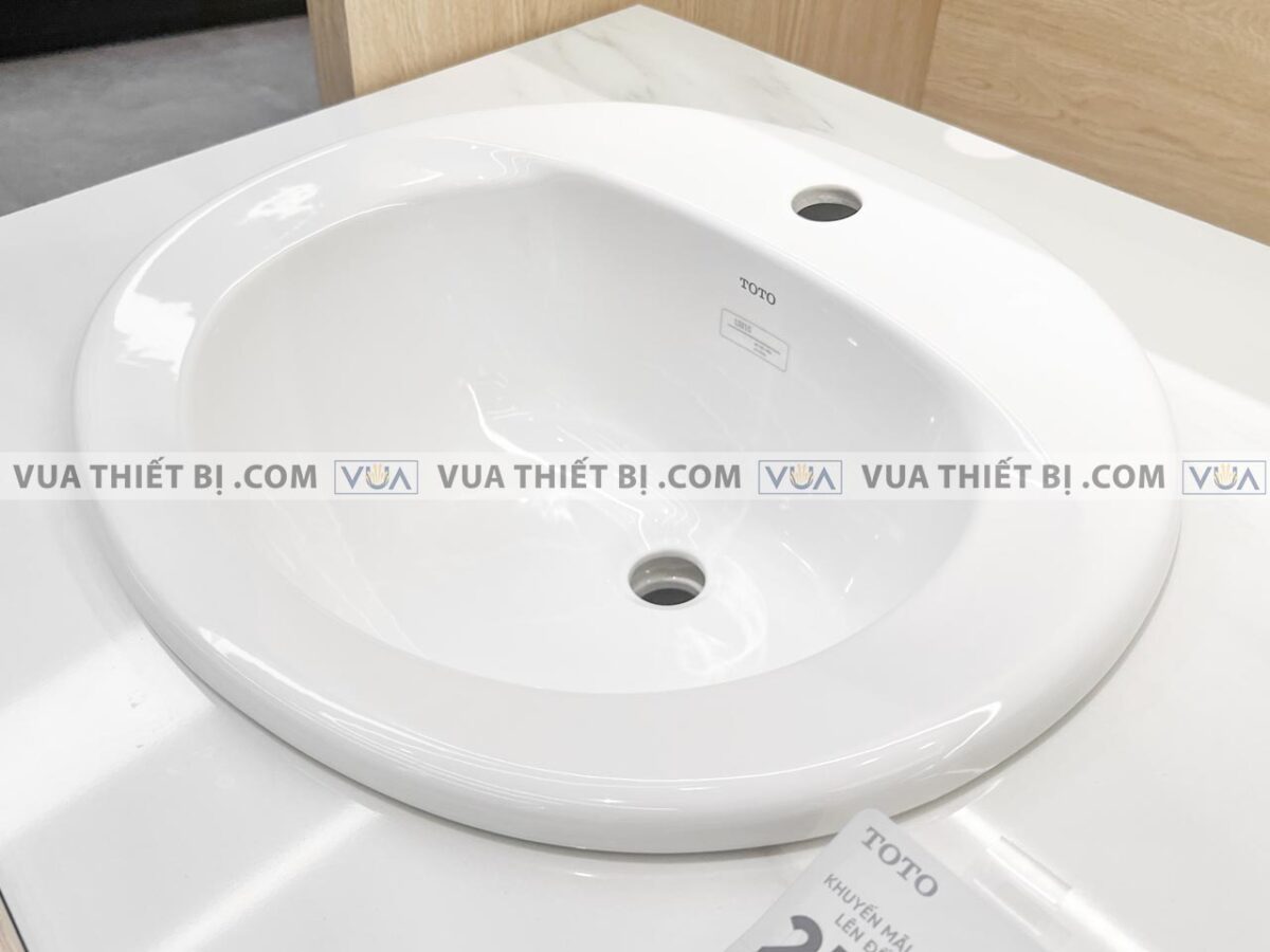 anh thuc te chau rua mat lavabo toto l501c duong vanh4