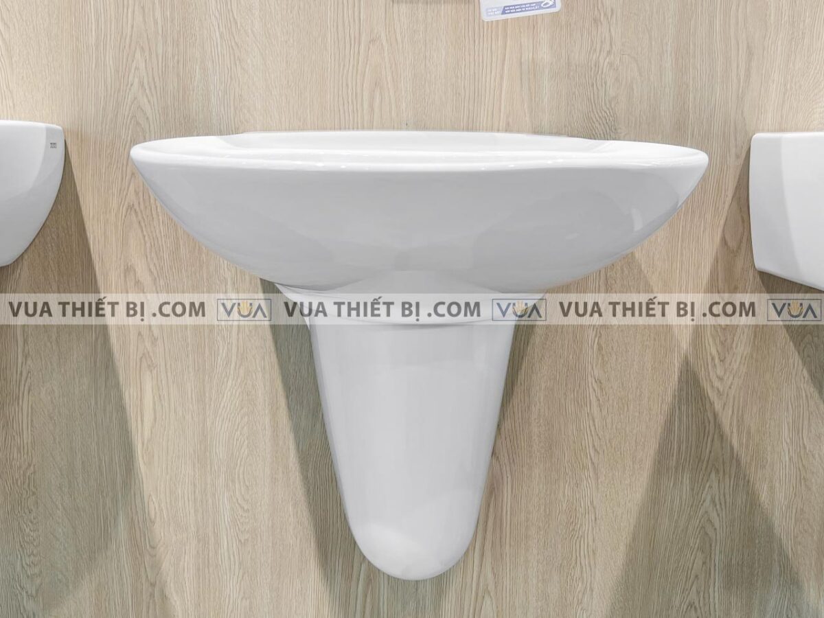 anh thuc te chau rua mat lavabo toto lht300cr lht300cm lht300crm chan lung treo tuong 1