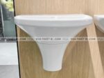 anh thuc te chau rua mat lavabo toto lht947csw chan lung treo tuong 4