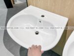 anh thuc te chau rua mat lavabo toto lpt236csw chan dai treo tuong 5