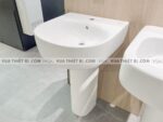 anh thuc te chau rua mat lavabo toto lpt766cxw chan dai treo tuong 3