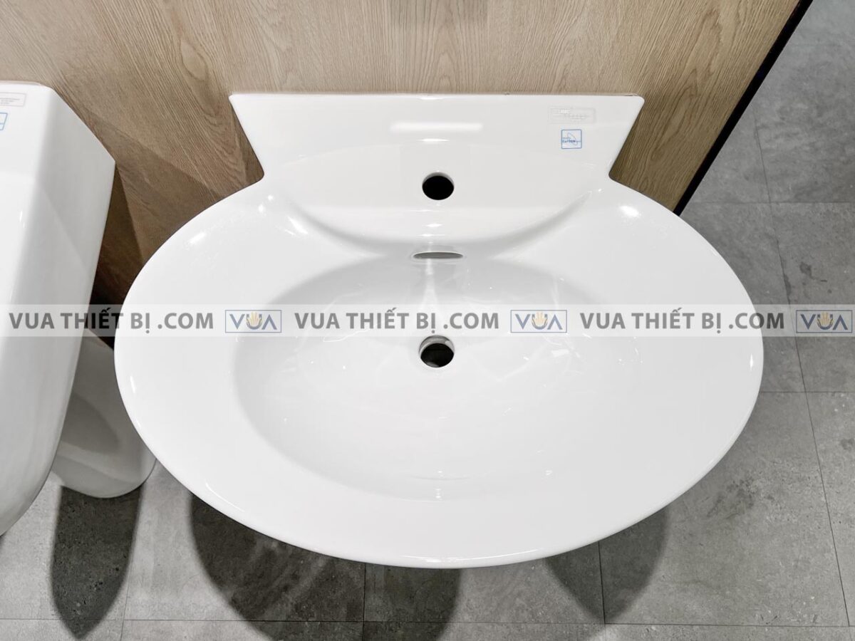 anh thuc te chau rua mat lavabo toto lpt908cxw chan dai treo tuong 5