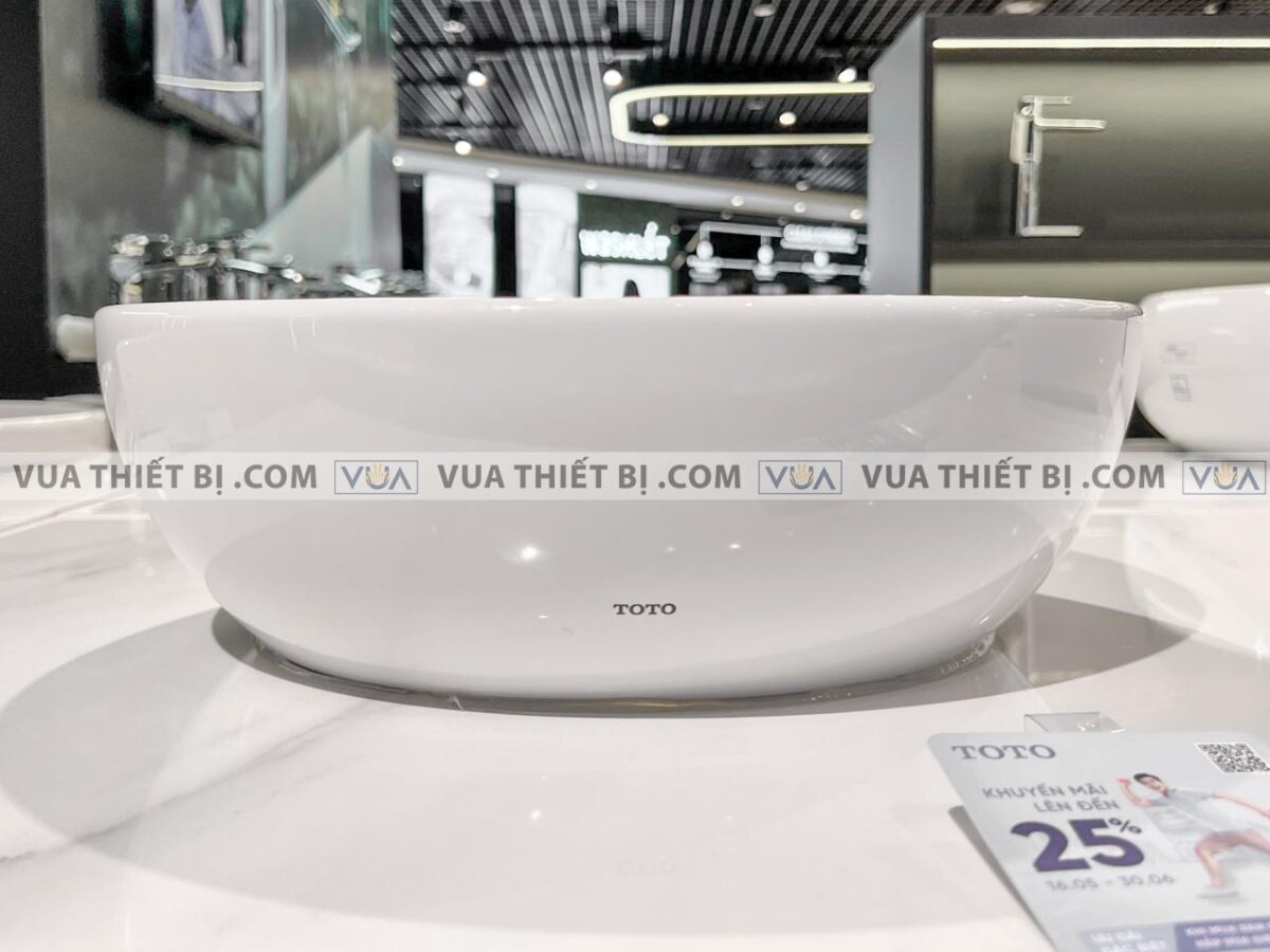 anh thuc te chau rua mat lavabo toto lt1706 dat ban 6