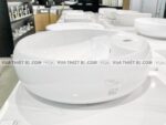 anh thuc te chau rua mat lavabo toto lt367crw dat ban 3