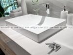 anh thuc te chau rua mat lavabo toto lt4715g17 dat ban voi tlp02307b 3