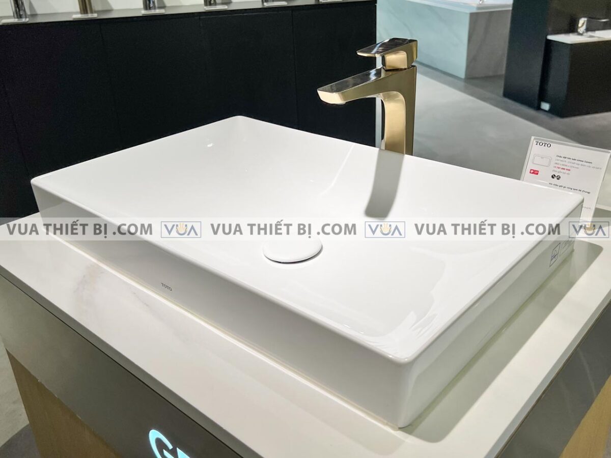 anh thuc te chau rua mat lavabo toto lt4716g19 dat ban voi tlg07303bbfg 1