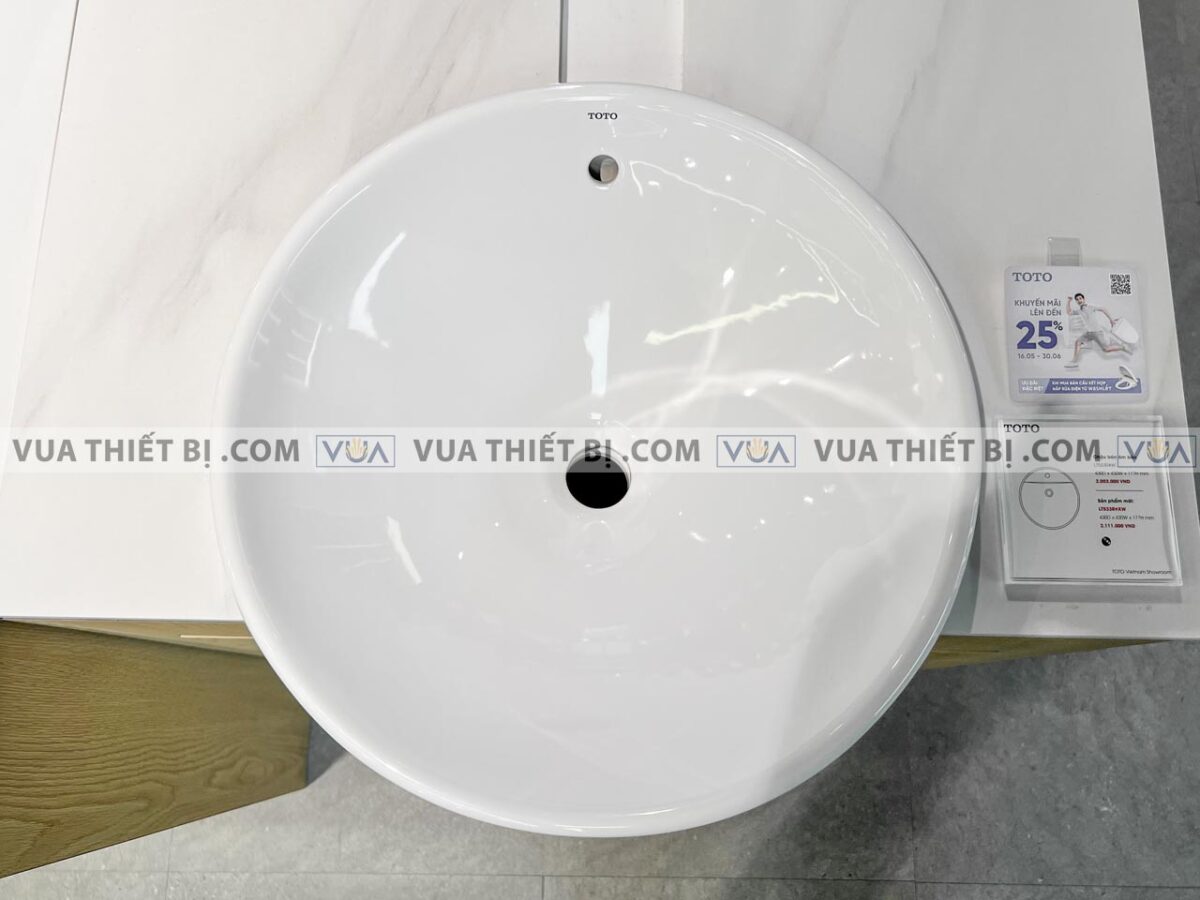 anh thuc te chau rua mat lavabo toto lt533r ban am 4