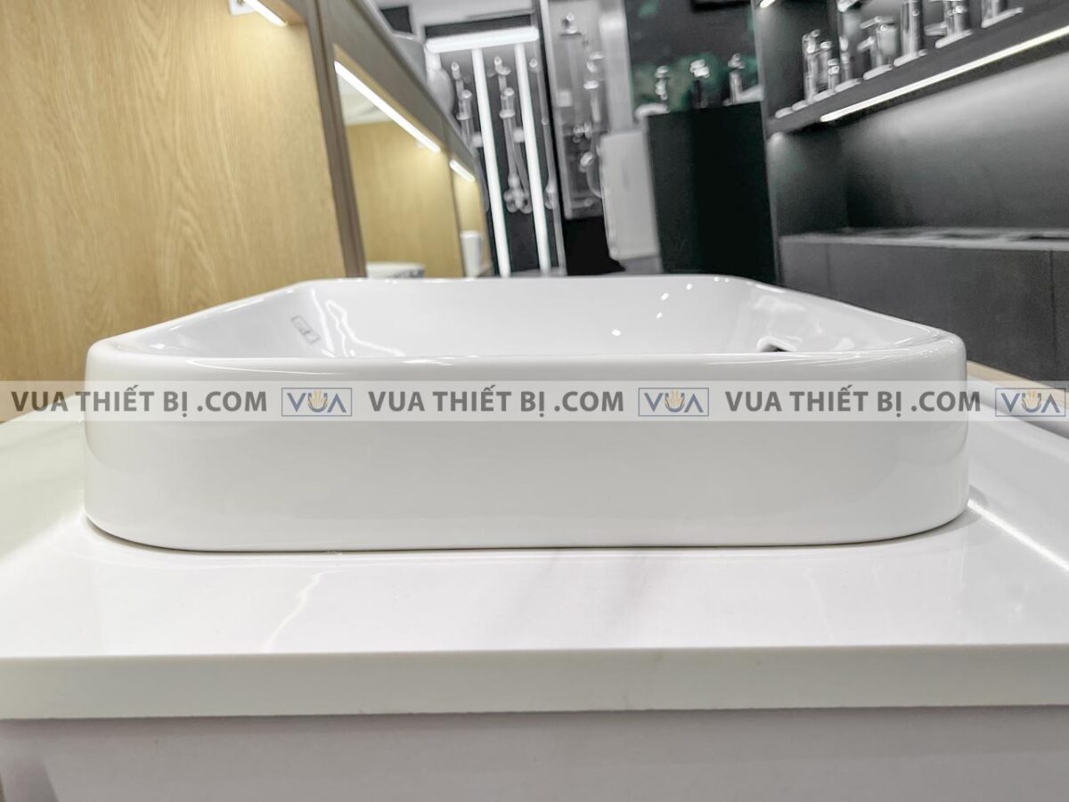 anh thuc te chau rua mat lavabo toto lt5715xw dat ban 5