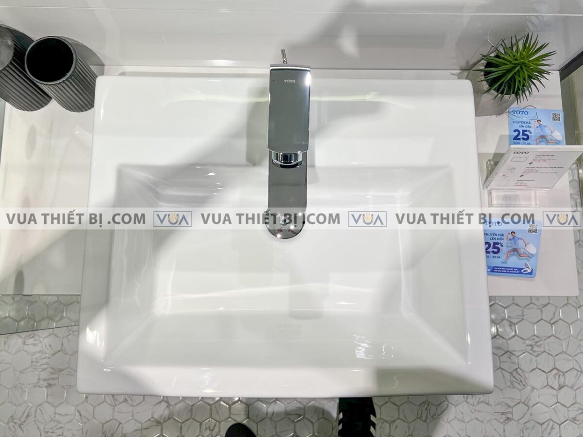 anh thuc te chau rua mat lavabo toto lt647cr lt647cs lw647cjwf ban am 5