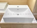anh thuc te chau rua mat lavabo toto lt710ctrm dat ban 3