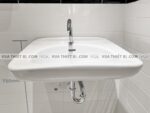 anh thuc te chau rua mat lavabo toto lw103jt1w treo tuong 3