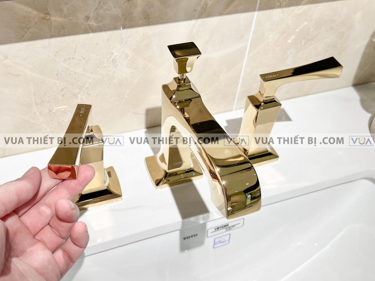 anh thuc te chau rua mat lavabo toto lw1536v tl516gv am ban voi dl224pg 5