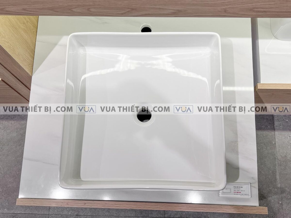 anh thuc te chau rua mat lavabo toto lw574jwf dat ban 4
