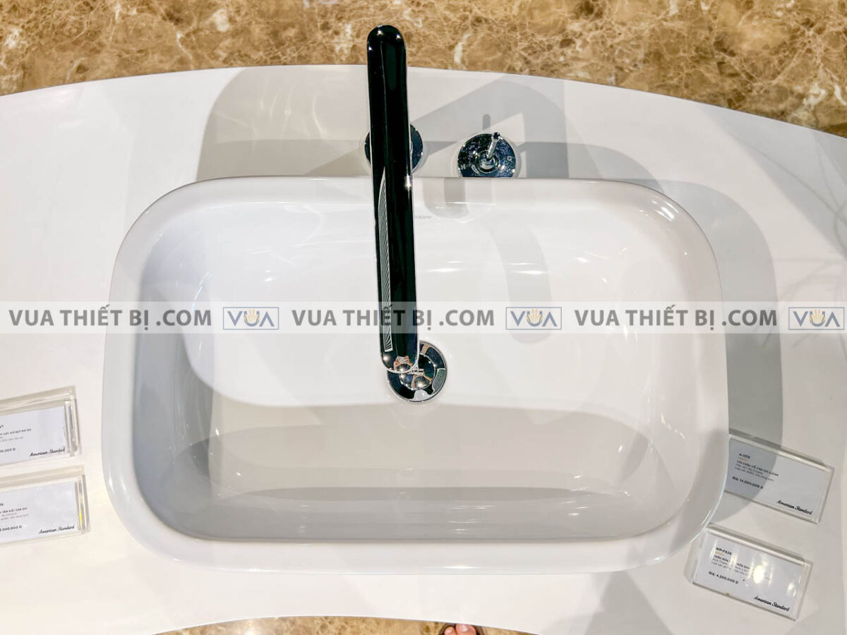 anh thuc te chau voi lavabo american standard a 1375 wp f626 3