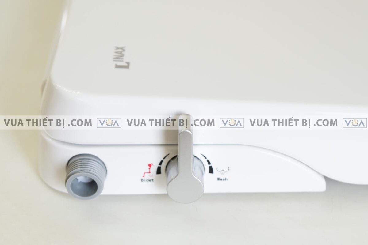 anh thuc te nap bon cau inax cw s15vn rua co 9
