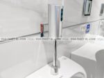 anh thuc te van xa tieu nam toto due137pbk cam ung dung pin lap noi 4