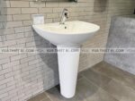 anh thuc te voi chau lavabo inax amv 90 cam ung dung pin chi lanh 2