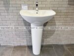 anh thuc te voi chau lavabo inax amv 90 cam ung dung pin chi lanh 3