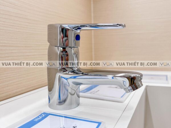anh thuc te voi chau lavabo inax lfv 21s chi lanh 2