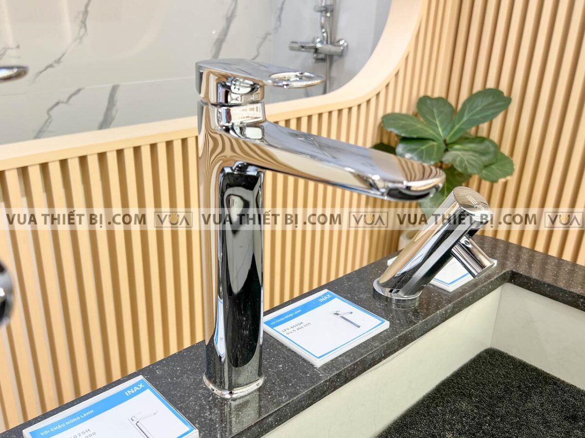 anh thuc te voi chau lavabo inax lfv 652sh co cao nong lanh 1