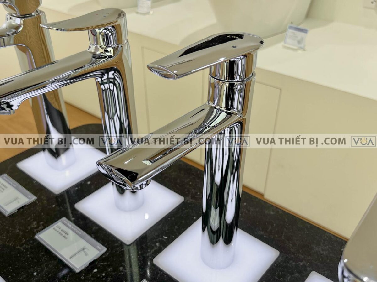 anh thuc te voi chau lavabo inax lfv 7100sh co cao nong lanh 3