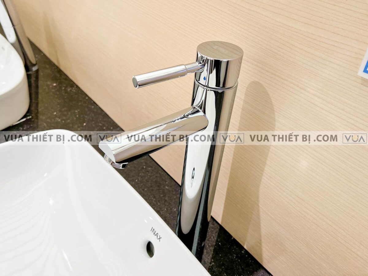 anh thuc te voi chau lavabo inax lfv 8000sh2 co cao nong lanh 5