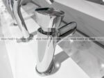 anh thuc te voi chau lavabo toto dl102 chi lanh 4