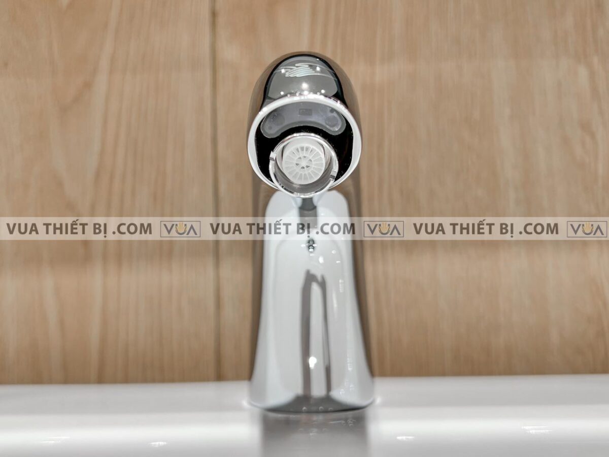 anh thuc te voi chau lavabo toto ten40anv900 tn78 9v900 hap004a cam ung nuoc lanh pin 3 1