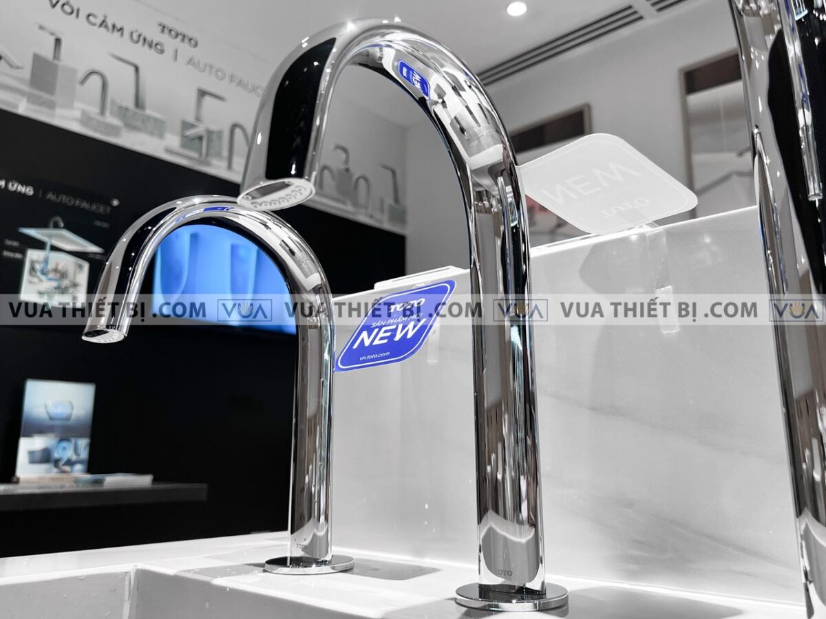 anh thuc te voi chau lavabo toto tle24007a cam ung co cao 2