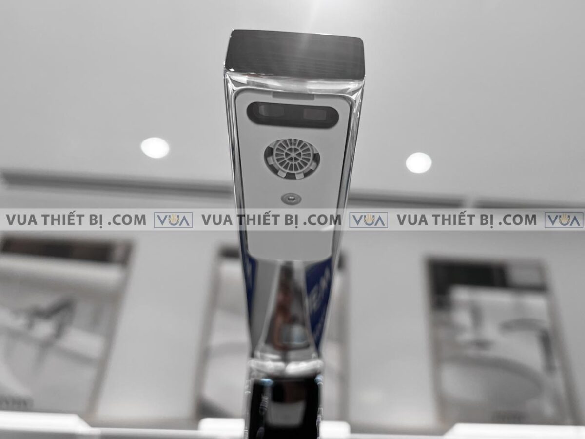 anh thuc te voi chau lavabo toto tle25008a cam ung co cao 5