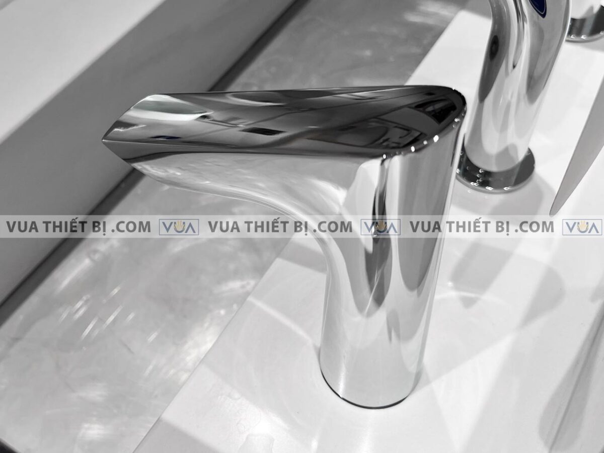 anh thuc te voi chau lavabo toto tle27002a cam ung 3