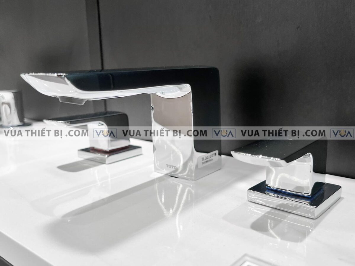 anh thuc te voi chau lavabo toto tlg02201b nong lanh 3 lo gr 2