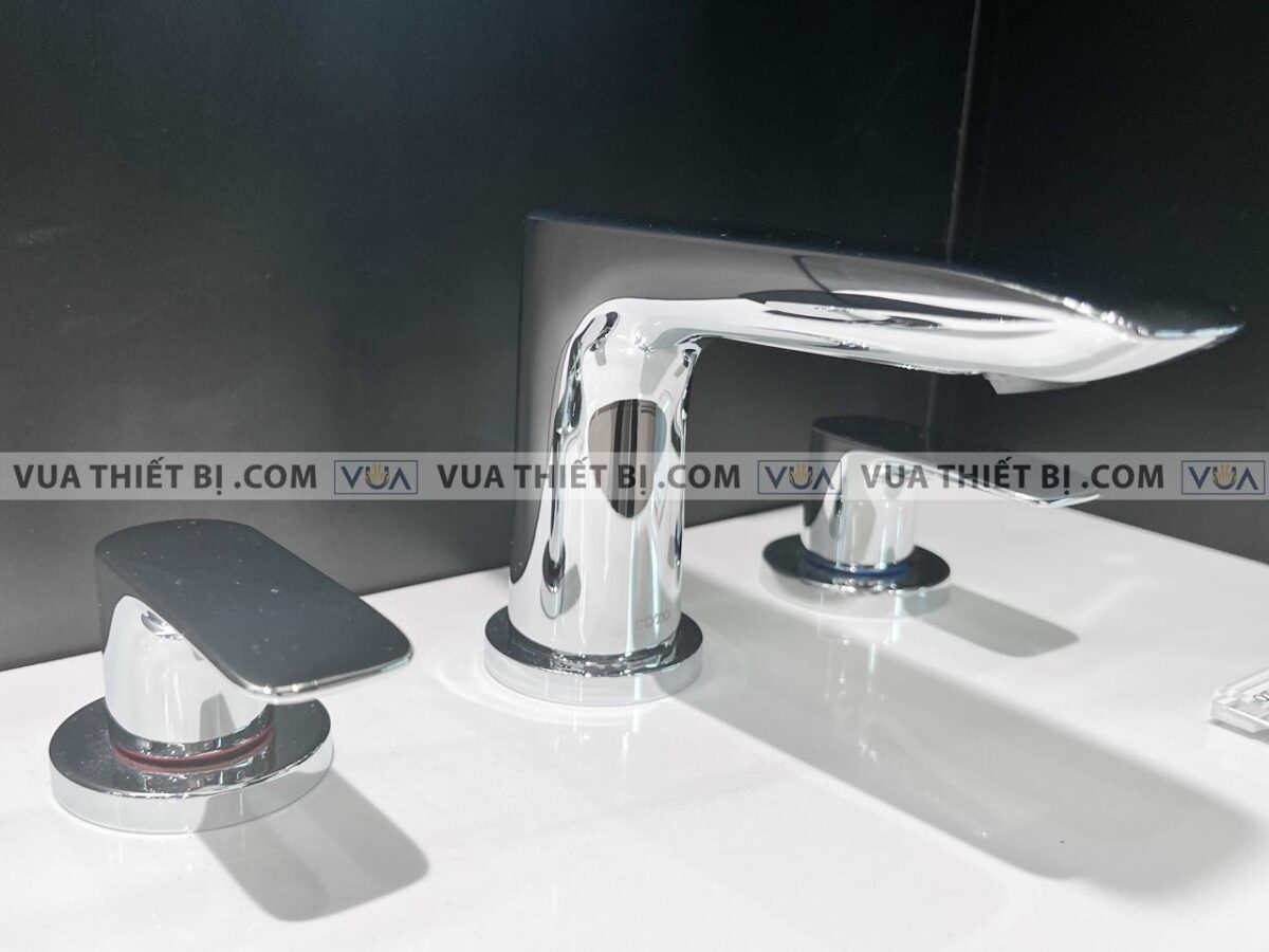 anh thuc te voi chau lavabo toto tlg04201b nong lanh 3 lo ga 2
