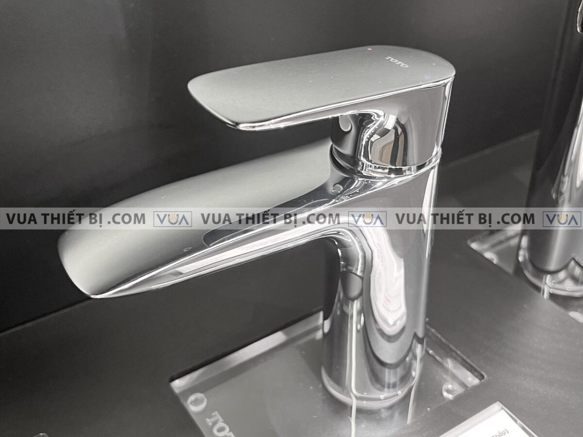anh thuc te voi chau lavabo toto tlg04301v nong lanh ga 3