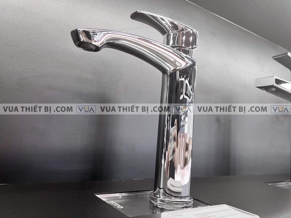 anh thuc te voi chau lavabo toto tlg09303v co cao nong lanh gm 4